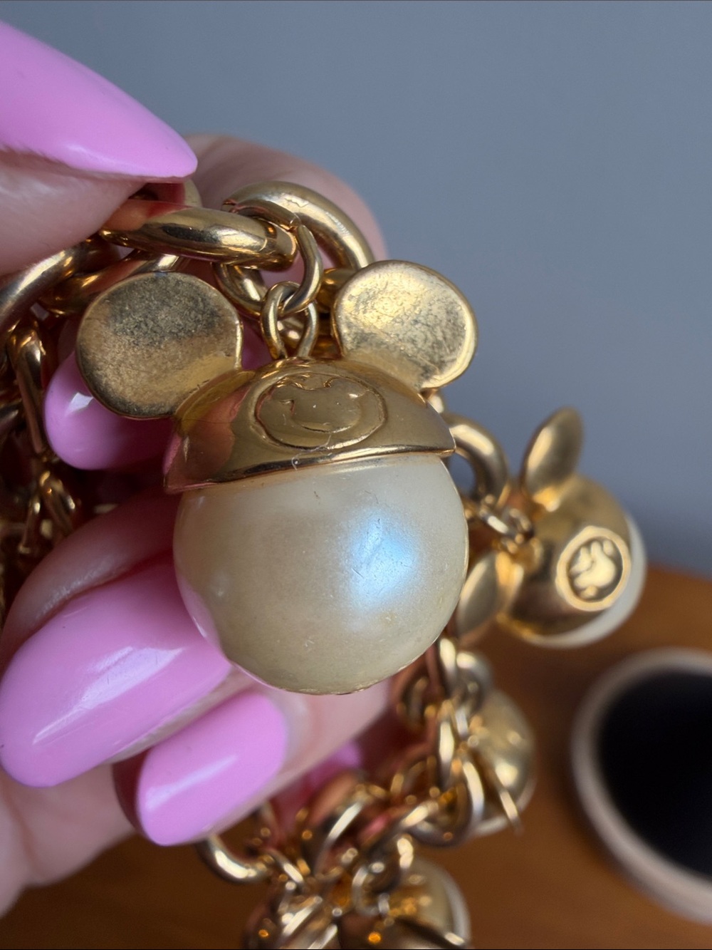 Rare Vintage Disney Couture Mickey Mouse Ears Gold and Pearl Charm Bracelet - Picture 6 of 10
